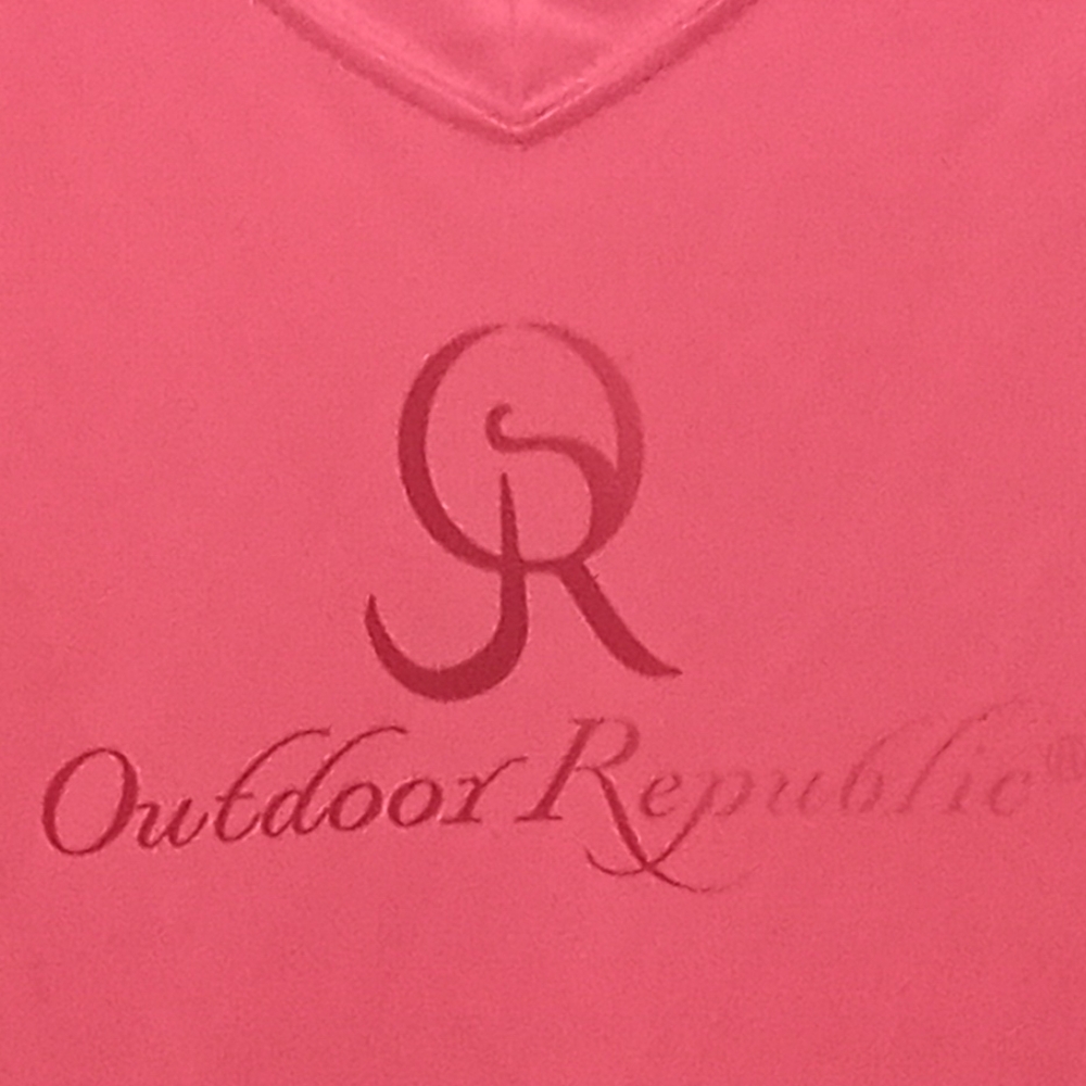 Shirt - Picture 2 of 4